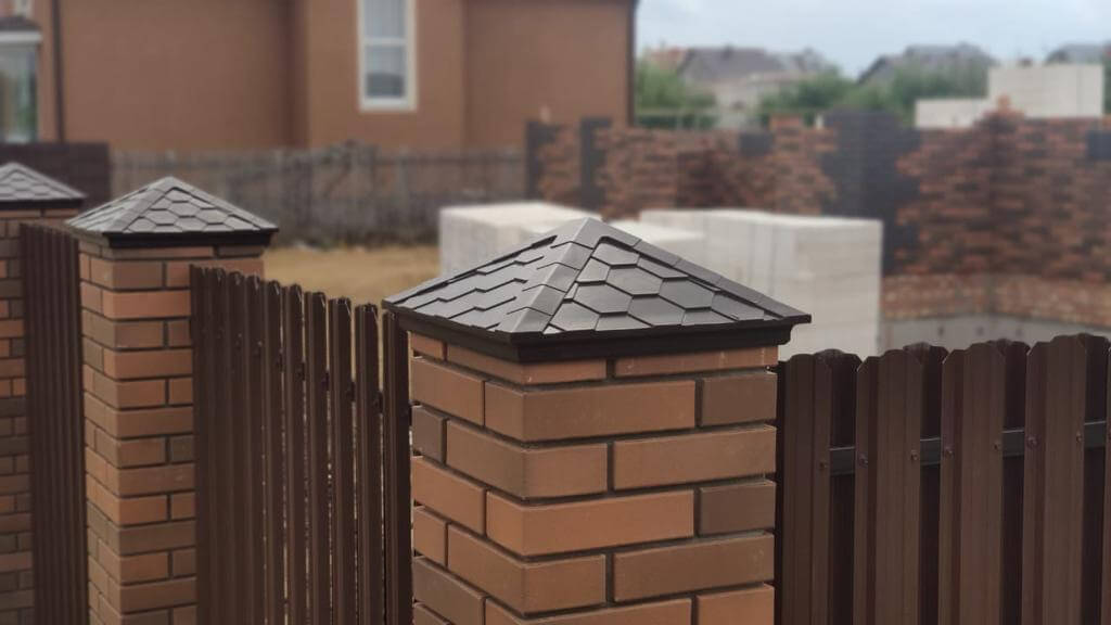 Колпак Zking Эверест Коричневый на столб 1.5х1.5 кирпича (390х390мм) в Нижнекамске фото